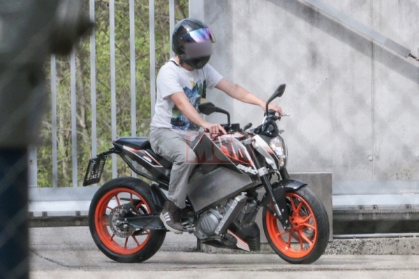  Elektrikli KTM 390 Duke 