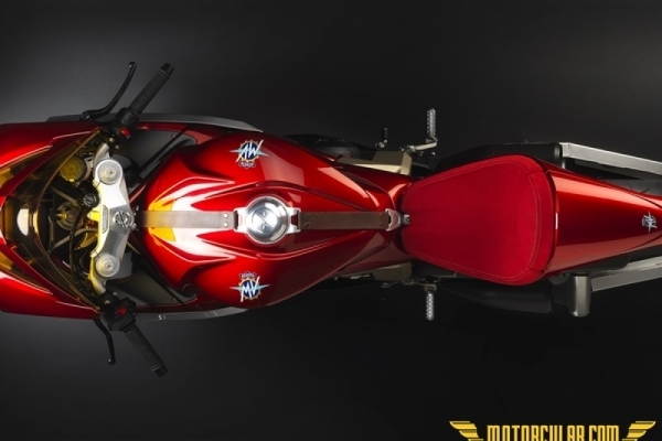 MV Agusta Superveloce Konseptini Açıkladı