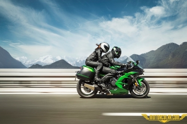 Kawasaki Ninja H2 SX 2018