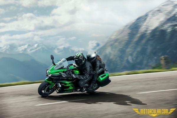 Kawasaki Ninja H2 SX 2018