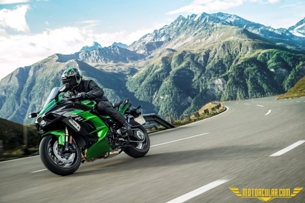 Kawasaki Ninja H2 SX 2018