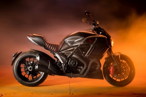 2017 Ducati Diavel Diesel