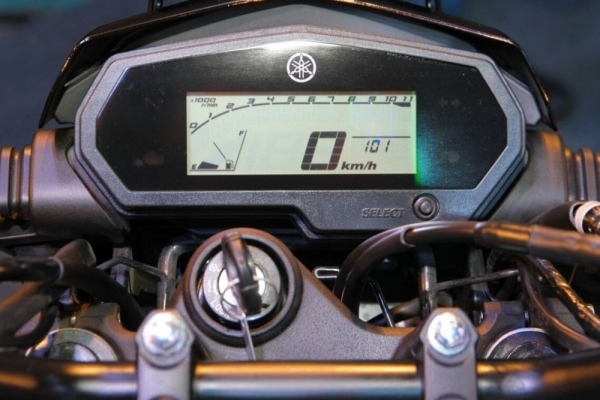 Yamaha FZ25