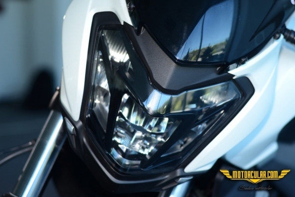 Bajaj Dominar 400 Ön LED Far 