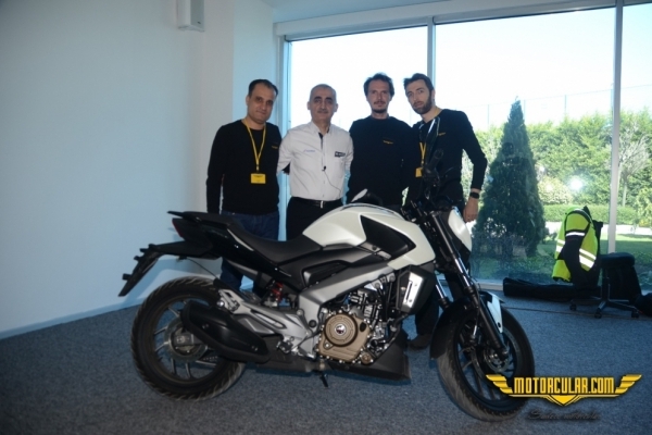 Bajaj Dominar 400 Fabrika Tanıtımı ve Test Sürüşü