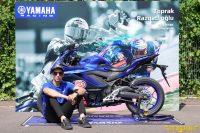 Yamaha R25 TR54 Edition Sahipleri Anahtarlarını Toprak Razgatlıoğlu'ndan Aldı